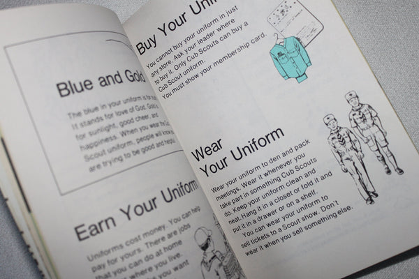 Wolf Cub Scout Book (50th Anniversary Edition ) [Paperback] Boy Scouts of America - Wide World Maps & MORE!