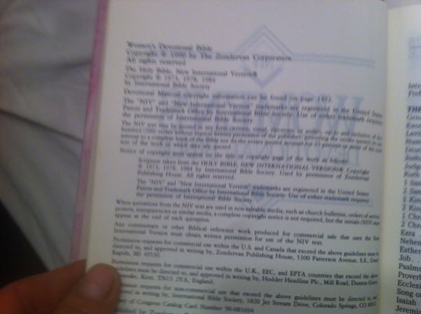 NIV Womens Devotional Bible Martha Manikas-Foster - Wide World Maps & MORE!