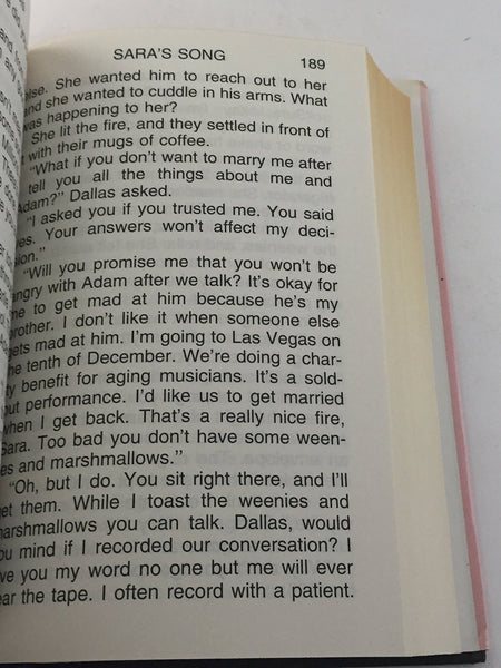 Sarah's Song ([Zebra LARGE PRINT]) [Hardcover] Fern Michaels - Wide World Maps & MORE!